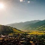 Apartman Panorama Guggenbichl - Inkl Sommerkarte, Einmaliger Eintritt Ins Tauern & Bester Ausblick Ueber
