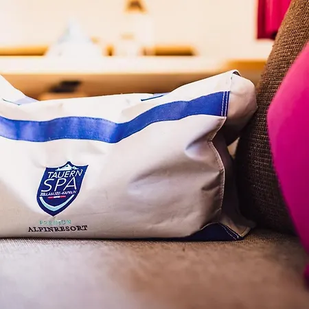 Panorama Guggenbichl - Inkl Sommerkarte, Einmaliger Eintritt Ins Tauern & Bester Ausblick Ueber Kaprun