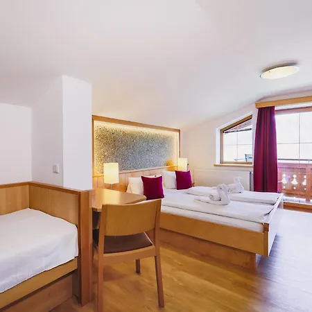 Panorama Guggenbichl - Inkl Sommerkarte, Einmaliger Eintritt Ins Tauern & Bester Ausblick Ueber Kaprun