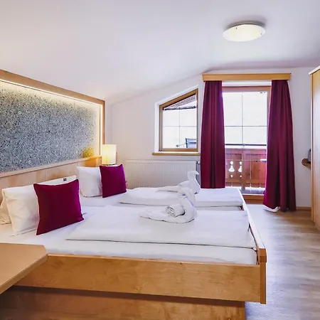 Panorama Guggenbichl - Inkl Sommerkarte, Einmaliger Eintritt Ins Tauern & Bester Ausblick Ueber