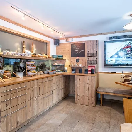 Apartamento Panorama Guggenbichl - Inkl Sommerkarte, Einmaliger Eintritt Ins Tauern & Bester Ausblick Ueber *