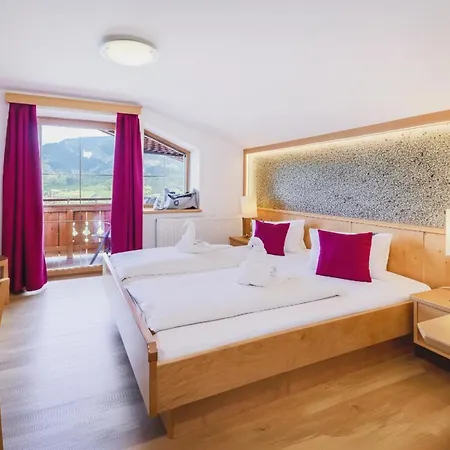 Appartement Panorama Guggenbichl - Inkl Sommerkarte, Einmaliger Eintritt Ins Tauern & Bester Ausblick Ueber