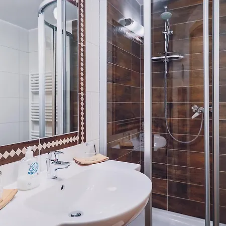 Panorama Guggenbichl - Inkl Sommerkarte, Einmaliger Eintritt Ins Tauern & Bester Ausblick Ueber *