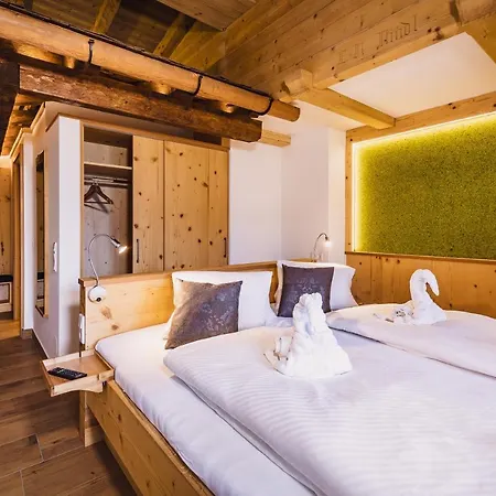 Panorama Guggenbichl - Inkl Sommerkarte, Einmaliger Eintritt Ins Tauern & Bester Ausblick Ueber * Kaprun