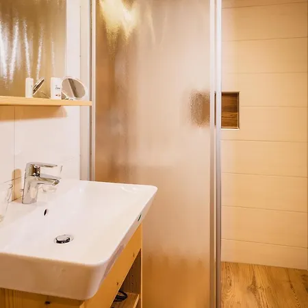 Panorama Guggenbichl - Inkl Sommerkarte, Einmaliger Eintritt Ins Tauern & Bester Ausblick Ueber Kaprun