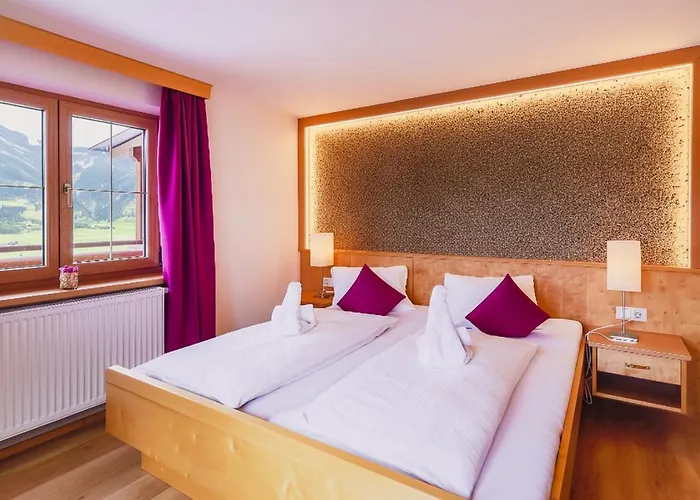 Panorama Guggenbichl - Inkl Sommerkarte, Einmaliger Eintritt Ins Tauern & Bester Ausblick Ueber Appartement