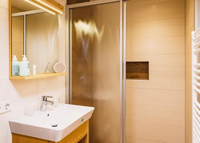 Panorama Guggenbichl - Inkl Sommerkarte, Einmaliger Eintritt Ins Tauern & Bester Ausblick Ueber Lägenhet *